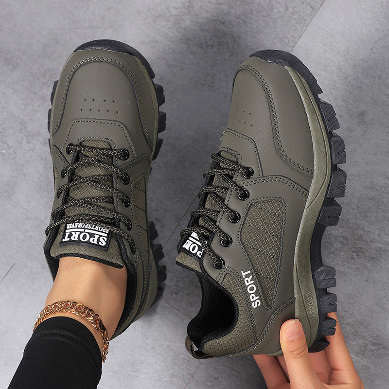 Herren nan robuster Schnür-Freizeitsneaker mit tiefem Stollenprofil, gepolstertem Schaft und praktischer Zuglasche EB