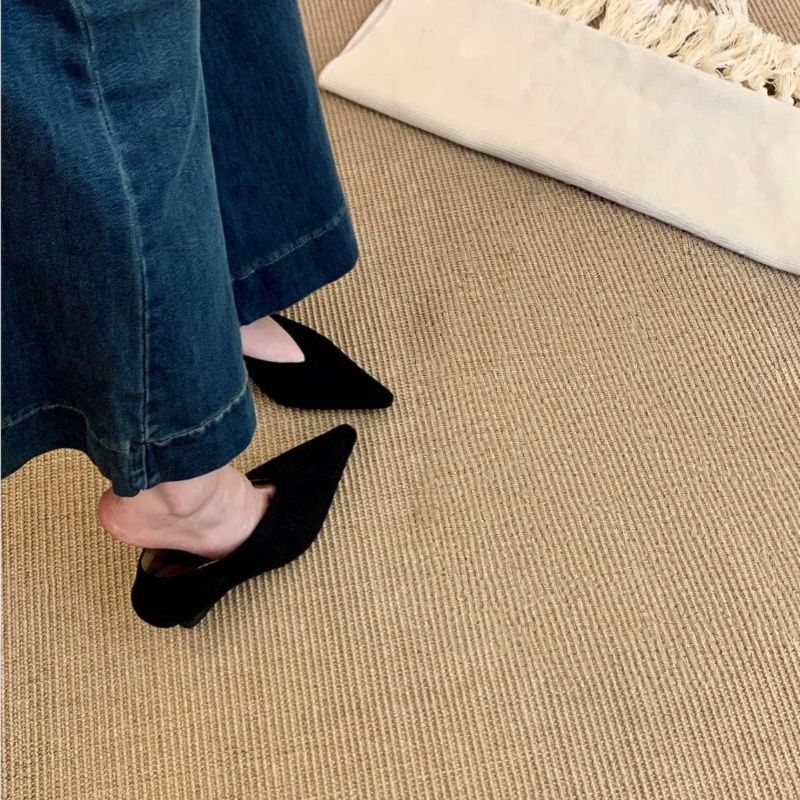 Damen spitze Ballerinas mit zartem Design EB