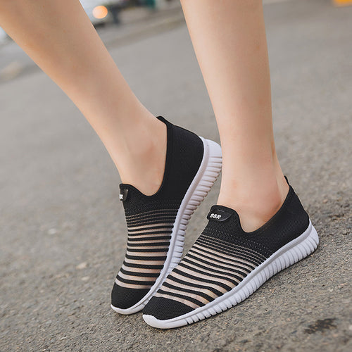 Damen Luftige Slip-On Sneakers EB