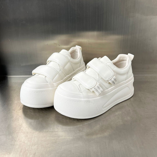 Damen Sneakers mit praktischem Klettverschluss und trendiger Plateausohle EB