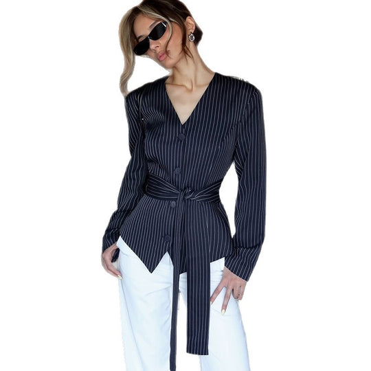 Damen Wickelbluse mit Knopfdetails EB