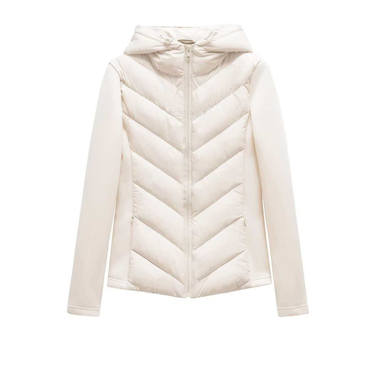 Damen nan gesteppte Kapuzenjacke mit Chevron‑Stepp, Einsätzen aus Softshell und verdecktem Reißverschluss EB