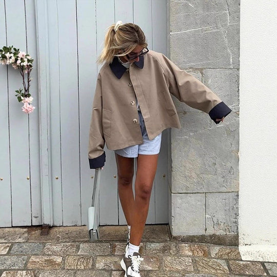 Damen lässige Oversized-Jacke mit kontrastierendem Kragen EB