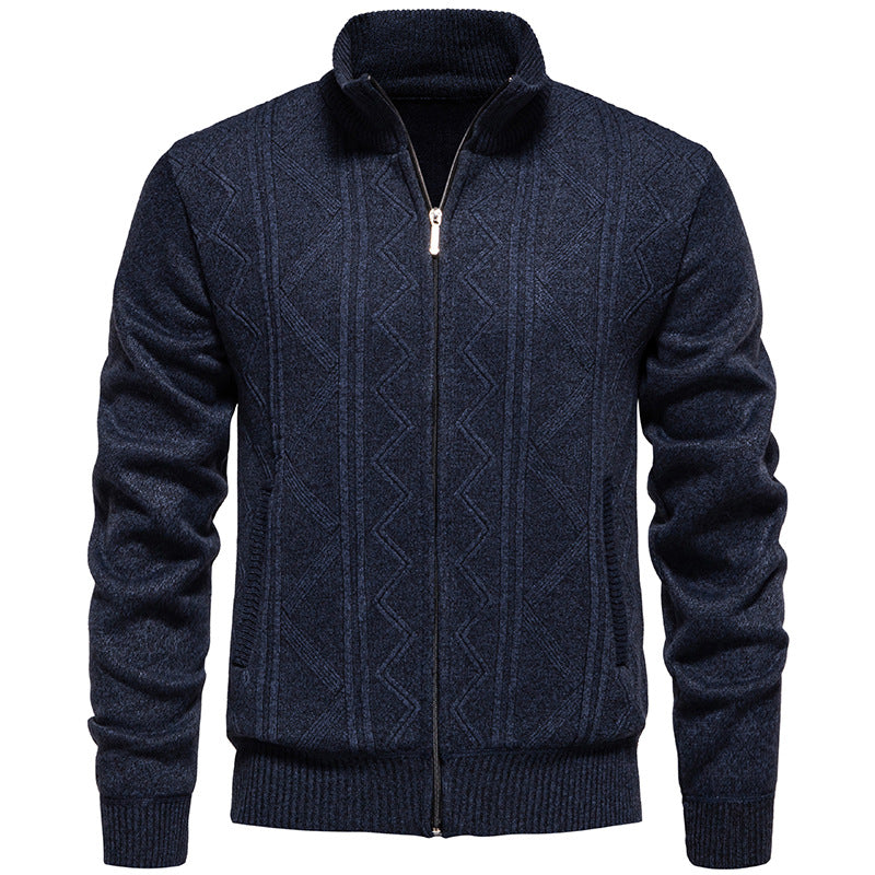 Herren Strickjacke mit Zopfmuster und hohem Stehkragen EB