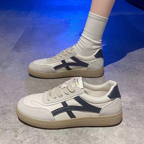 Damen Sportliche Sneakers mit weichem Wildleder-Obermaterial und dämpfender Sohle EB