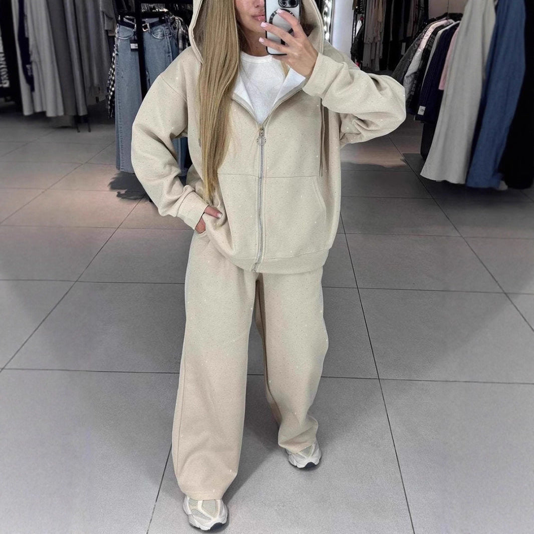 Damen Sportliches Sweat-Outfit mit Kapuze und weiter Passform EB