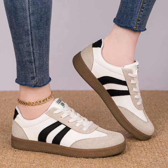 Herren nan retro Sneaker mit Velours- und Textilobermaterial, klassischer Drei-Streifen-Optik und profilierter Gumminsohle EB