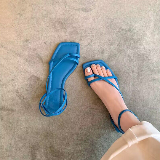 Damen elegante flache Sandalen mit durchbrochenem Riemendesign EB