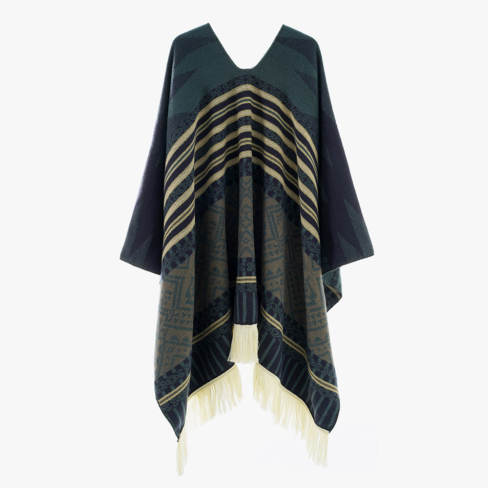 Damen Jacquard‑Ruana im Deckenstil mit V‑Ausschnitt, geometrischem Ethno‑Muster und Fransensaum EB