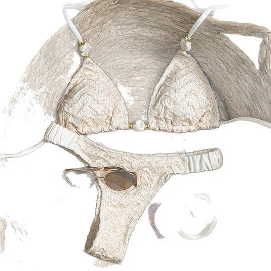 Damen Bandeau-Bikini mit schickem Wellenmuster EB