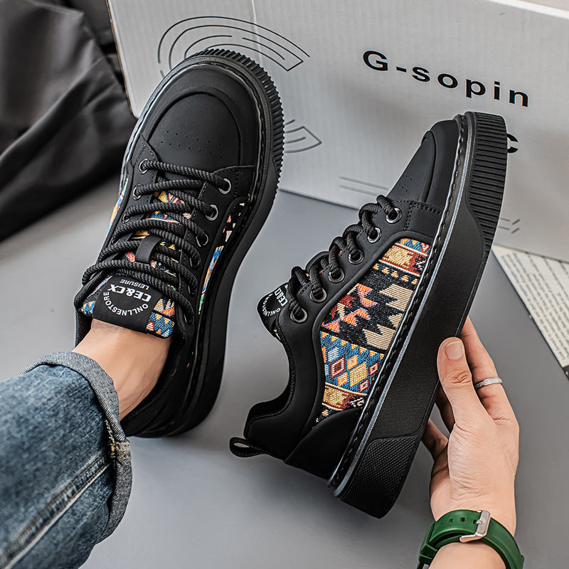 Damen Modische Sneakers mit auffälligem Ethno-Muster EB