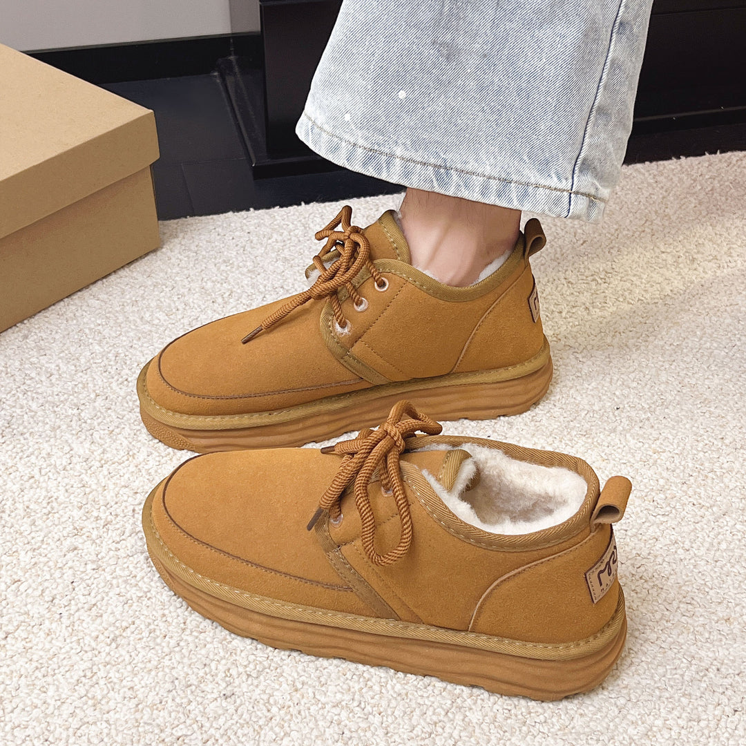 Damen bequeme und stylische Sneakers aus hochwertigem Veloursleder EB