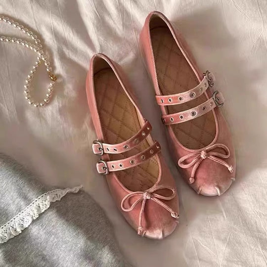 Damen Ballerina-Schuhe mit dekorativer Schleifenapplikation und doppeltem Riemendesign EB