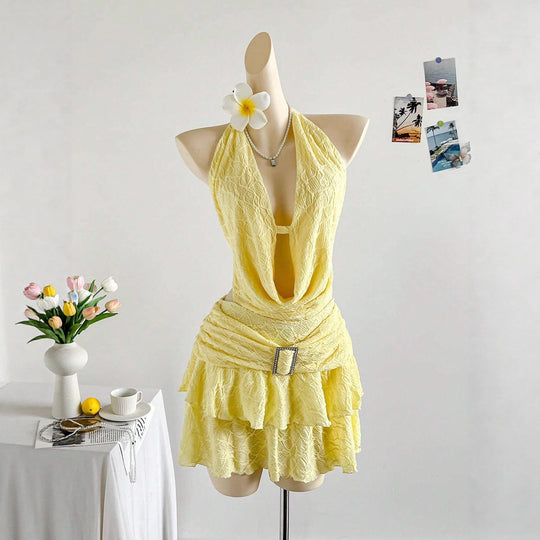 Damen Minikleid mit raffiniertem Wickel-Ausschnitt und dekorativen Rüschen EB