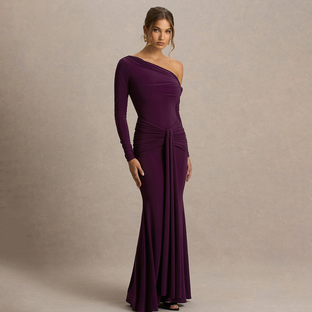 Damen figurbetontes Maxikleid mit asymmetrischem Design und Faltenwurf EB