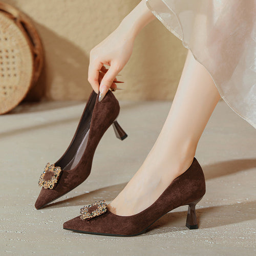 Damen elegante Pumps mit glamourösem Schmuckdetail EB