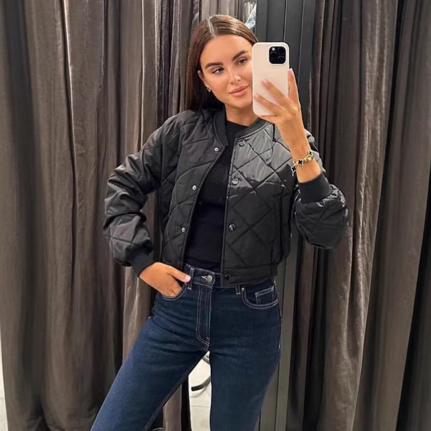 Damen gesteppte Kurzjacke mit praktischem Knopfverschluss EB