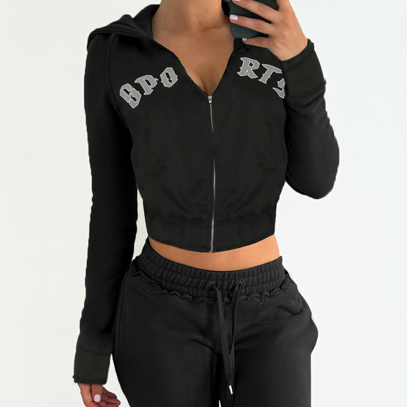 Damen nan taillierte Cropped-Kapuzenjacke mit durchgehendem Reißverschluss, elastischem Abschlussbund und dekorativem College-Print EB