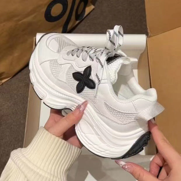 Damen Sportliche Chunky Sneakers mit atmungsaktiver Mesh-Konstruktion und gepolsterter Sohle EB