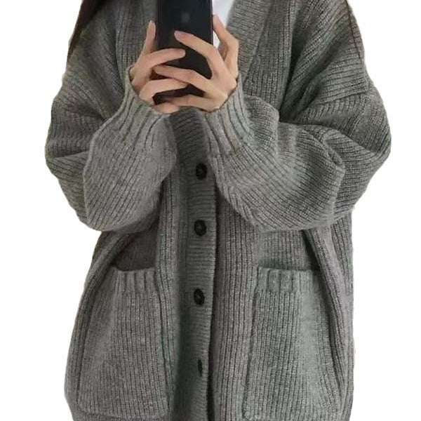 Damen Grobstrickjacke mit großen Taschen und Knopfdetails EB