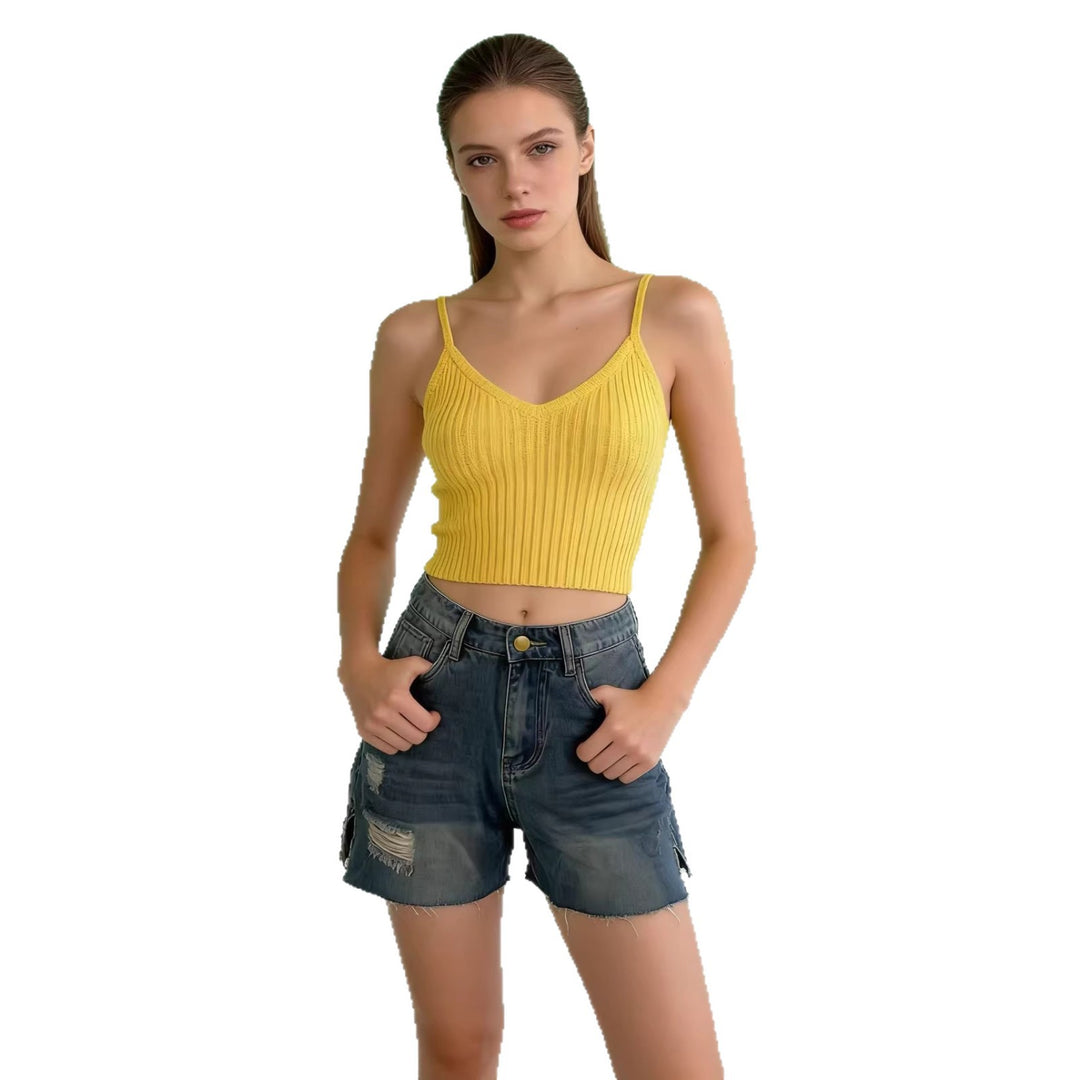 Damen lässige Jeansshorts mit fransigen Abschlüssen und seitlichem Schlitz EB