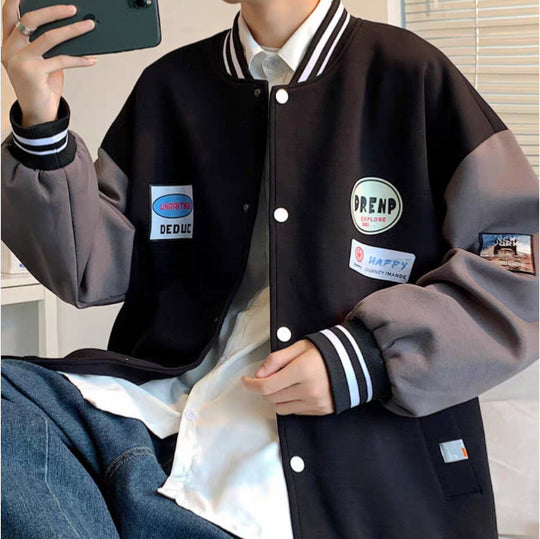 Herren Collegejacke mit praktischen Taschen und Stickereien EB