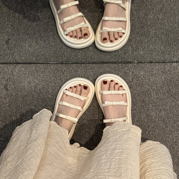 Damen modische Clogs mit gemusterten Riemen und komfortabler Fußbettgestaltung EB