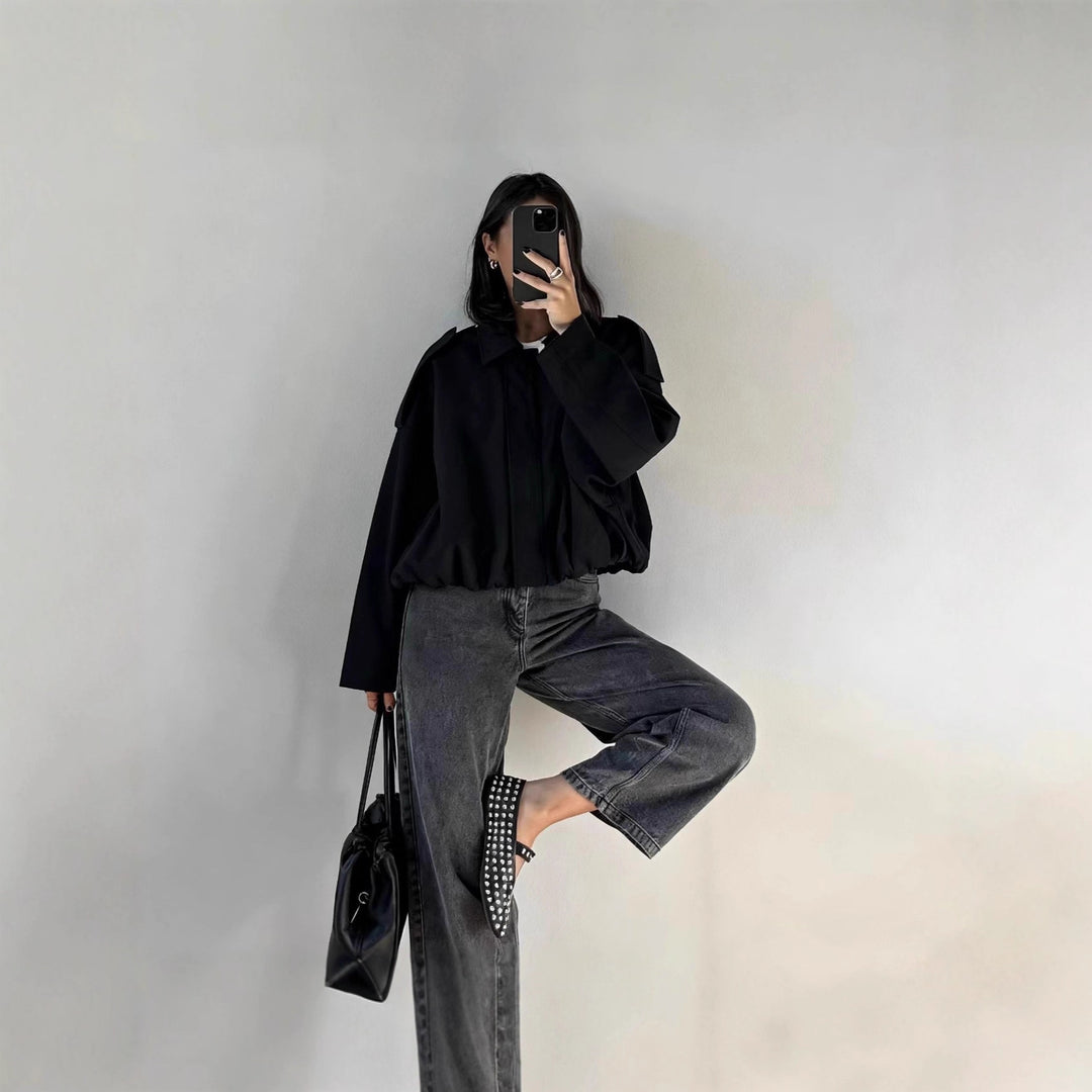 Damen Kurzjacke im Oversize‑Schnitt mit Ballon Saum und Schulterklappen EB