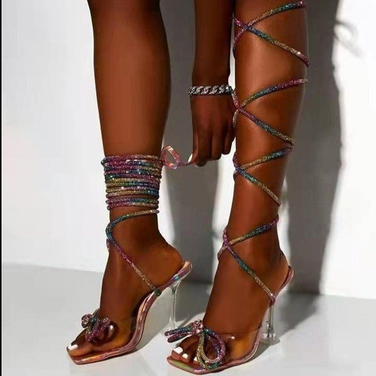 Damen Durchsichtige Absatzsandalen mit funkelndem Riemendesign und Schleifenakzent EB