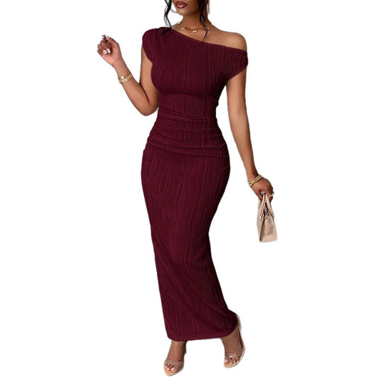 Damen Figurbetontes Maxikleid mit asymmetrischem Ausschnitt und Faltenwurf EB