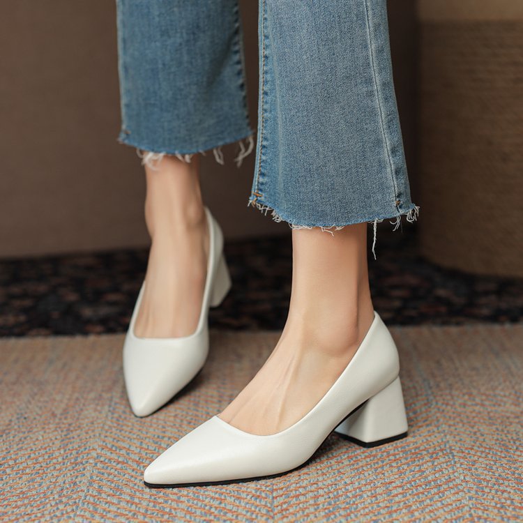 Damen elegante Pumps mit blockiertem Absatz EB
