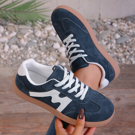 Damen Sportliche Sneakers mit weichem Veloursoberteil und rutschfester Sohle EB