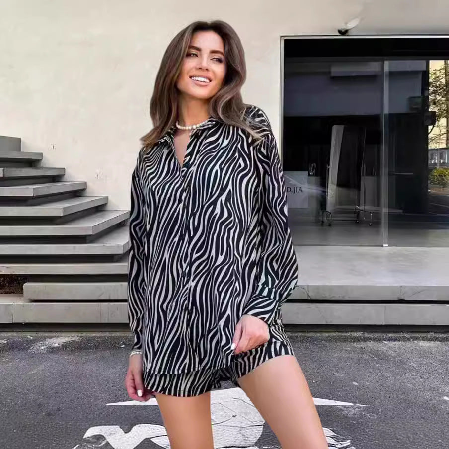 Damen elegante Kurzarmbluse mit Zebra-Print EB