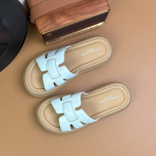 Damen Slide-Sandalen mit glänzendem Riemen und komfortabler Sohle EB
