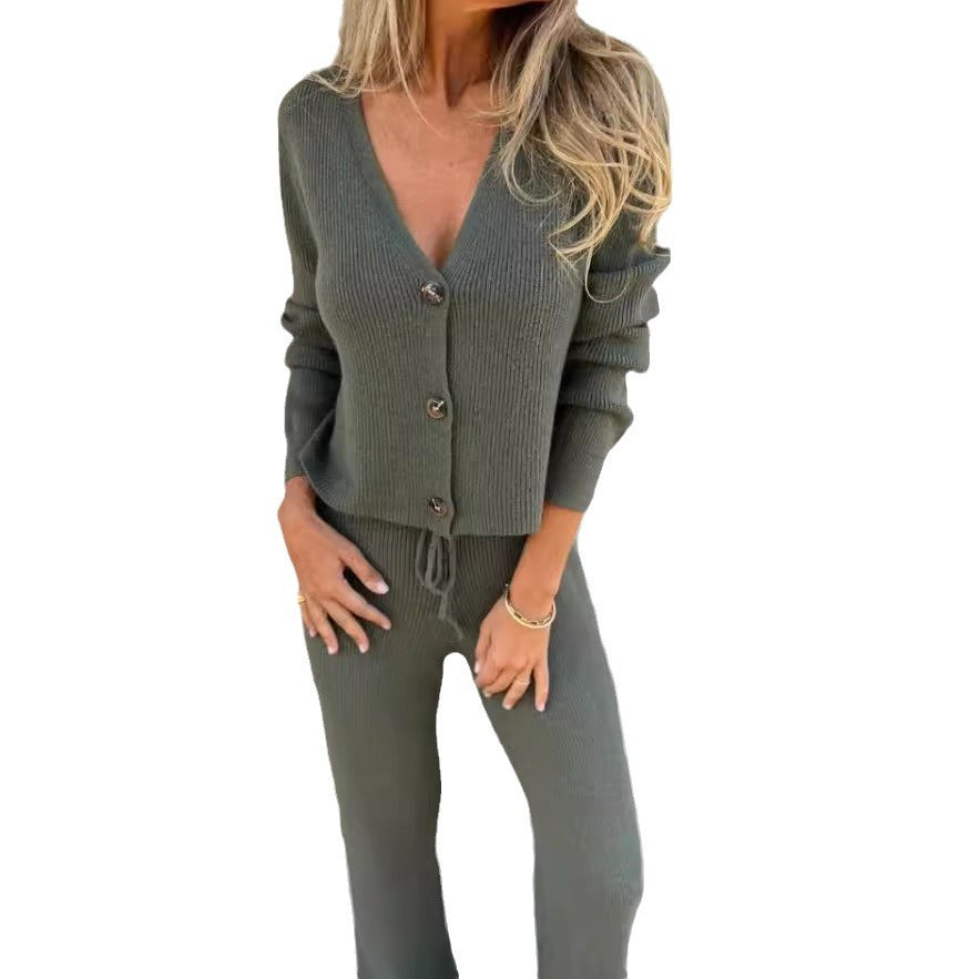 Damen Strick-Set mit V-Ausschnitt und Knopfdetails EB