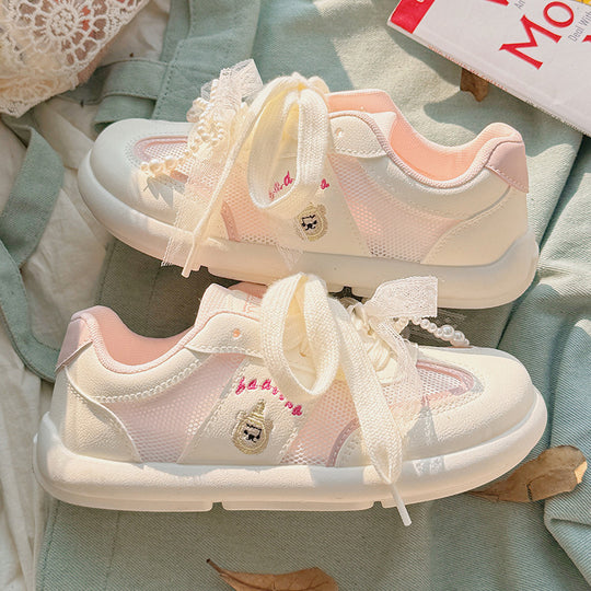 Damen Sneakers mit verspielten Rüschen und luftiger Mesh-Oberfläche EB