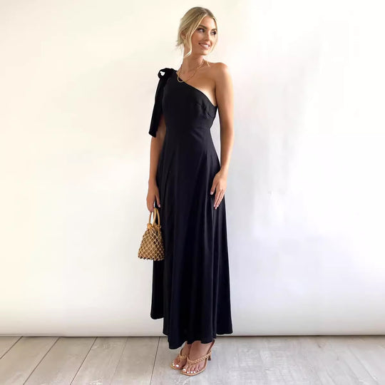 Damen Maxikleid mit asymmetrischem Ausschnitt und eleganter Schulterpartie EB