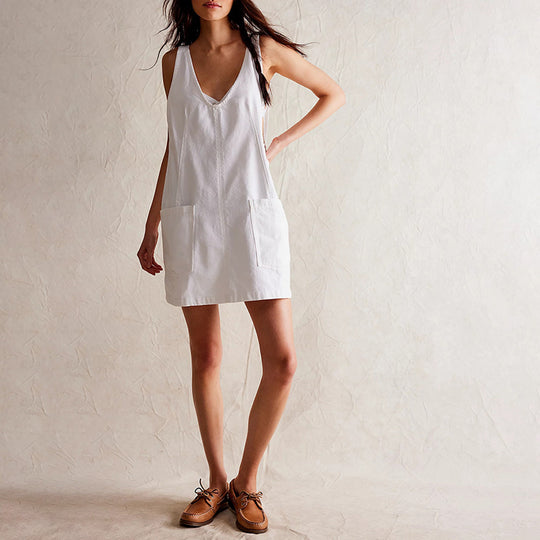 Damen lässiges Freizeitleinenkleid mit tiefem Ausschnitt und großen Taschen EB