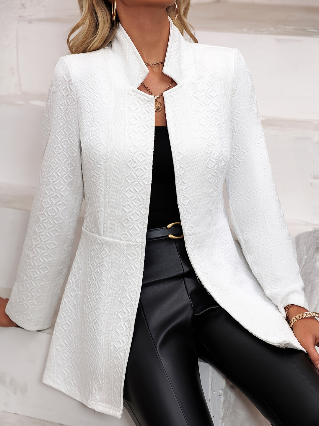 Damen Eleganter Strickblazer mit feinem Muster EB