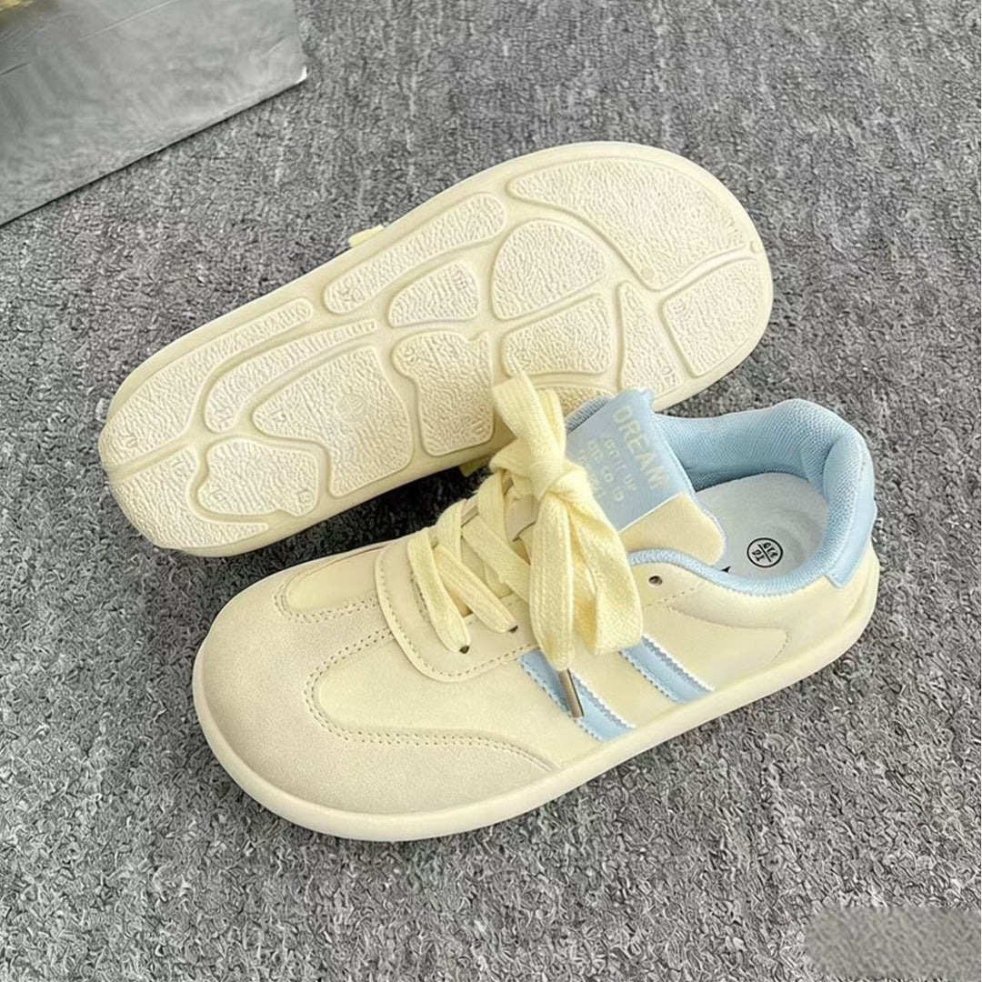 Damen Sportliche Freizeitschuhe mit bequemer Polsterung und modischen Akzenten EB