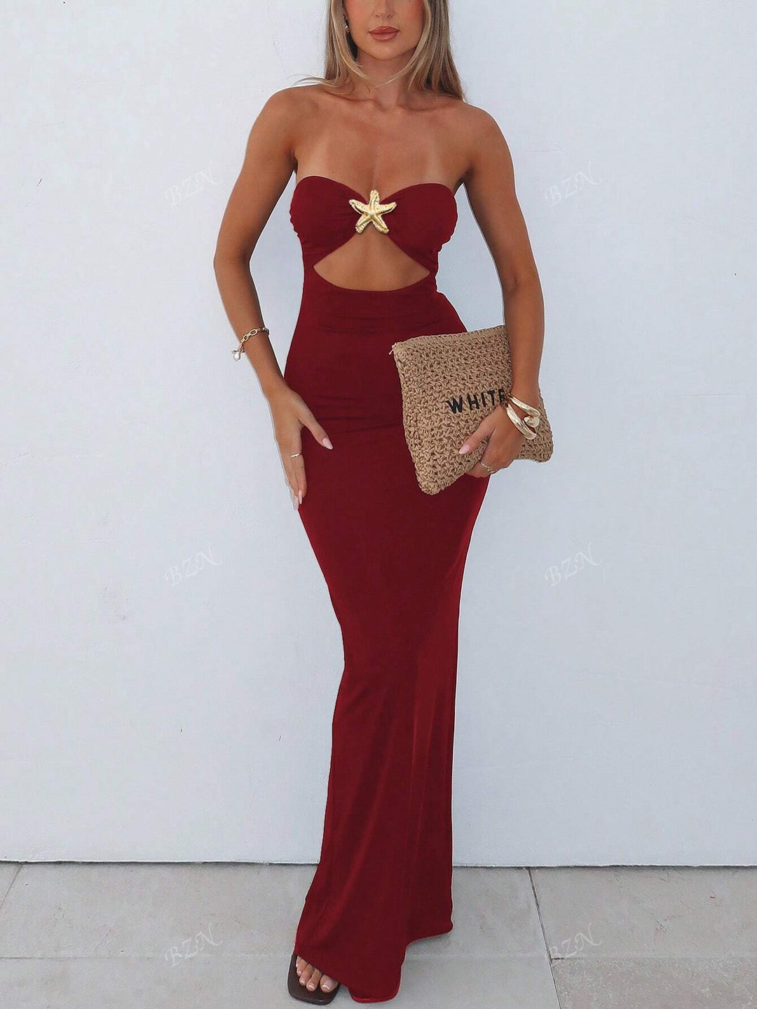 Damen Wickelkleid mit aufregendem Cut-Out und glamourösem Detail EB