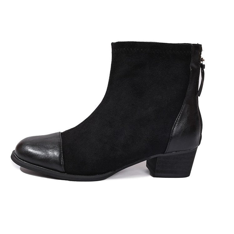 Damen elegante Stiefeletten aus weichem Wildleder mit modischen Akzenten EB