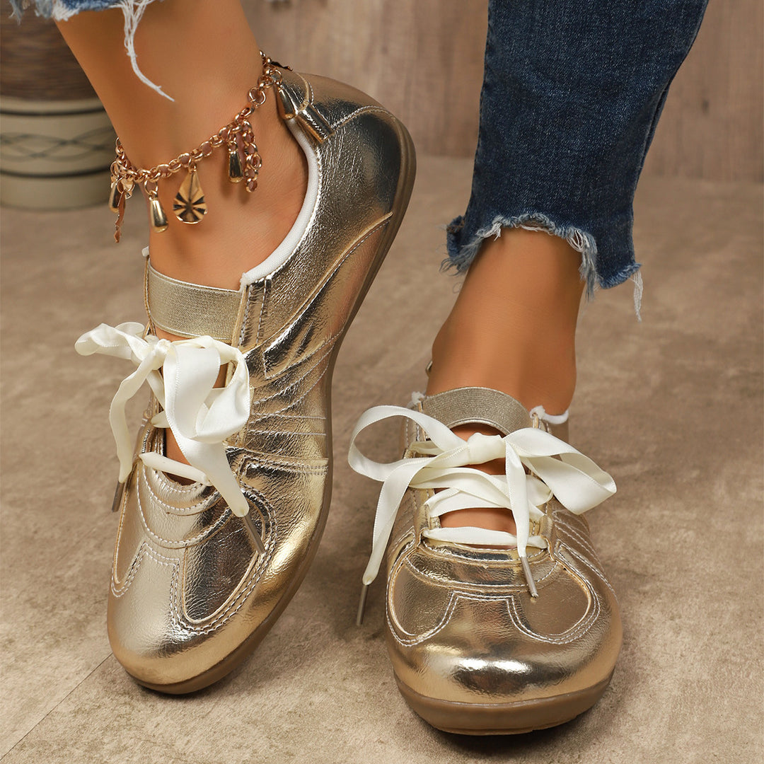 Damen Sportliche Sneaker mit glänzendem Metallic-Obermaterial und bequemer Schnürung EB