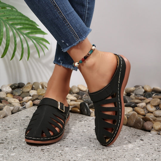 Damen Slipper‑Sandalen mit geschlossener Zehenkappe, Cut‑Out‑Design und verstellbarer Schnalle EB