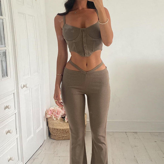 Damen Trendiges Set aus Crop-Top mit Knopfdetails und Flared-Hosen EB