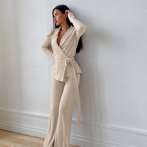 Damen Strick-Lounge-Set mit offenen Kanten und lässigem Schnitt EB
