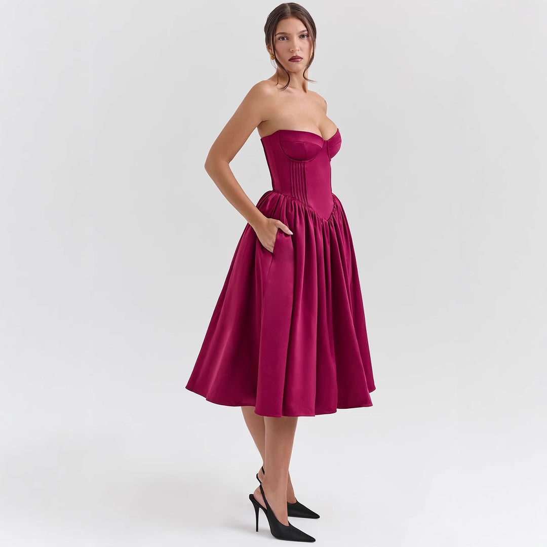 Damen Couture-Kleid im schulterfreien Trägerdesign mit voluminösem Rock EB