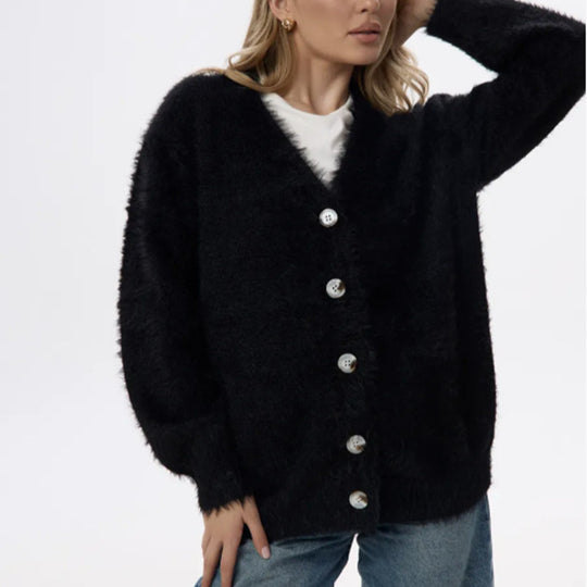 Damen Flauschiger Mohair‑Optik Knopfcardigan mit überschnittener Schulter und Perlmuttknöpfen EB