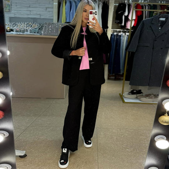 Damen lässige Sweater-Blazer-Kombination mit weit geschnittenen Hosen EB