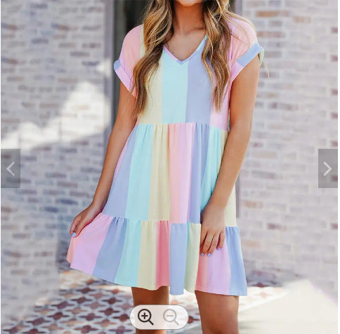 Damen lässiges Kurzarm Kleid mit buntem Streifenmuster EB